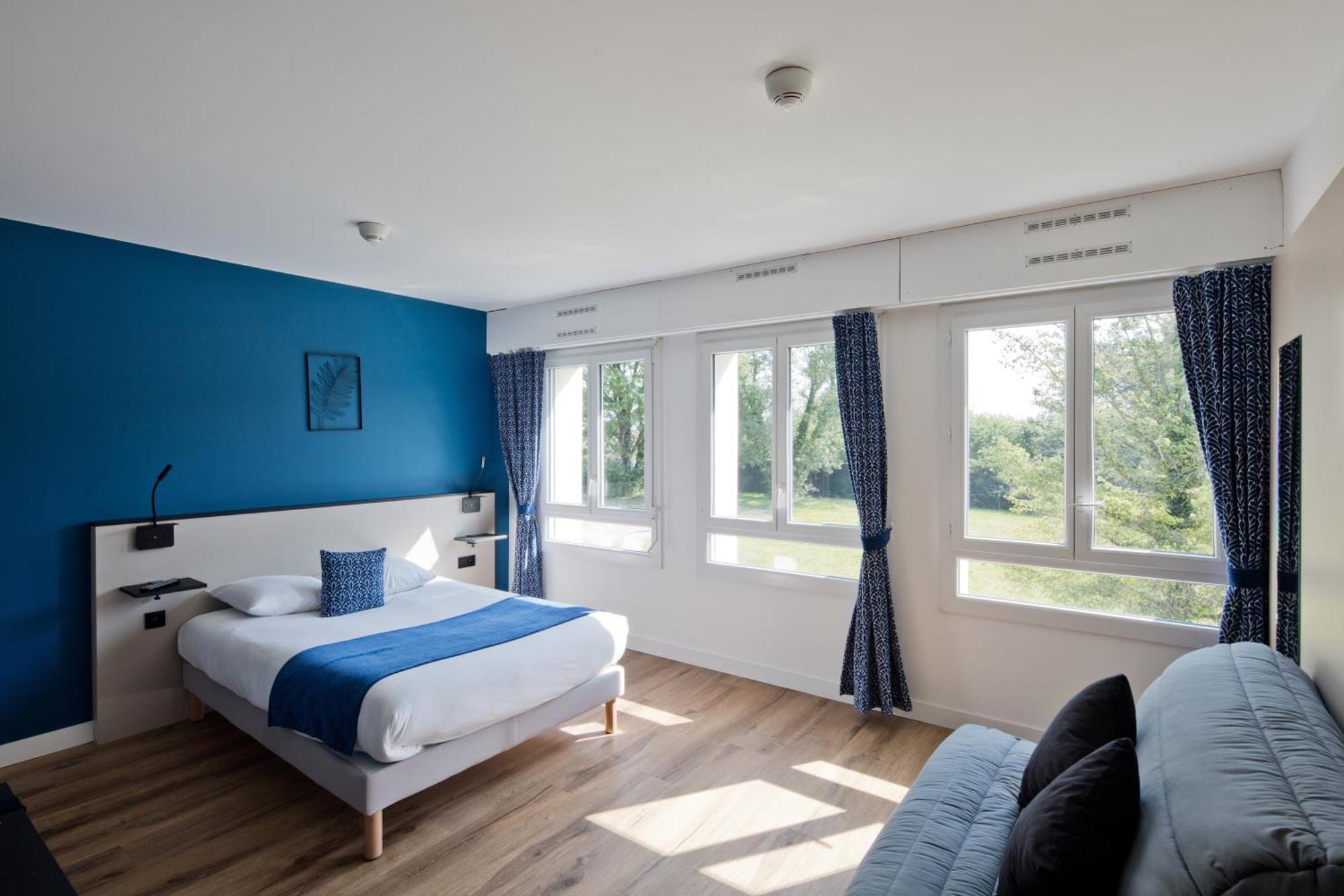 Hotel Le Riccoty Blyes Bagian luar foto